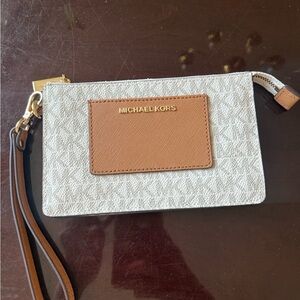 Michael Kors White and Tan Card Wristlet with Gold Logo